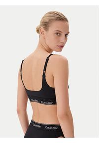 Calvin Klein Swimwear Góra od bikini LV00Q61130 Czarny. Kolor: czarny. Materiał: syntetyk #4