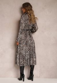 Renee - Brązowa Sukienka w Panterkę z Paskiem Antibrote. Kolor: beżowy. Materiał: tkanina. Wzór: motyw zwierzęcy #5