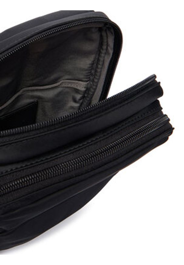 Calvin Klein Saszetka Clean Square LV04D3377G Czarny. Kolor: czarny. Materiał: materiał
