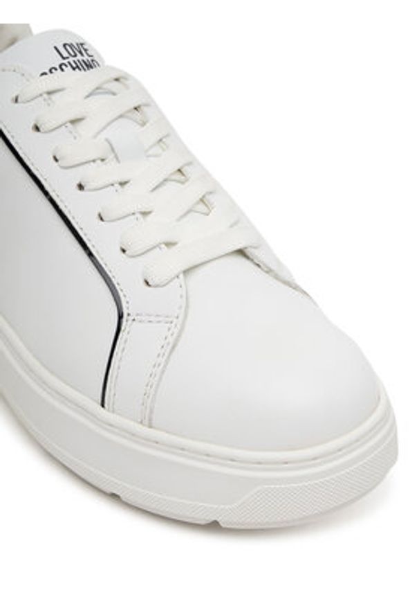 Love Moschino - LOVE MOSCHINO Sneakersy JA15184G1NIAC10B40 Biały. Kolor: biały. Materiał: skóra
