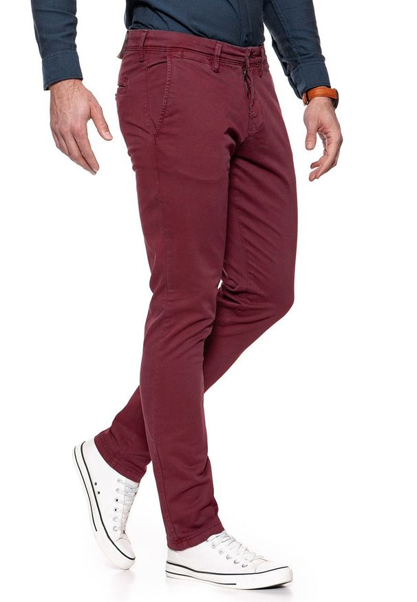 Mustang - MUSTANG SPODNIE MĘSKIE Classic Chino CHOCOLATE TRUFFLE 1006674 7140. Materiał: materiał