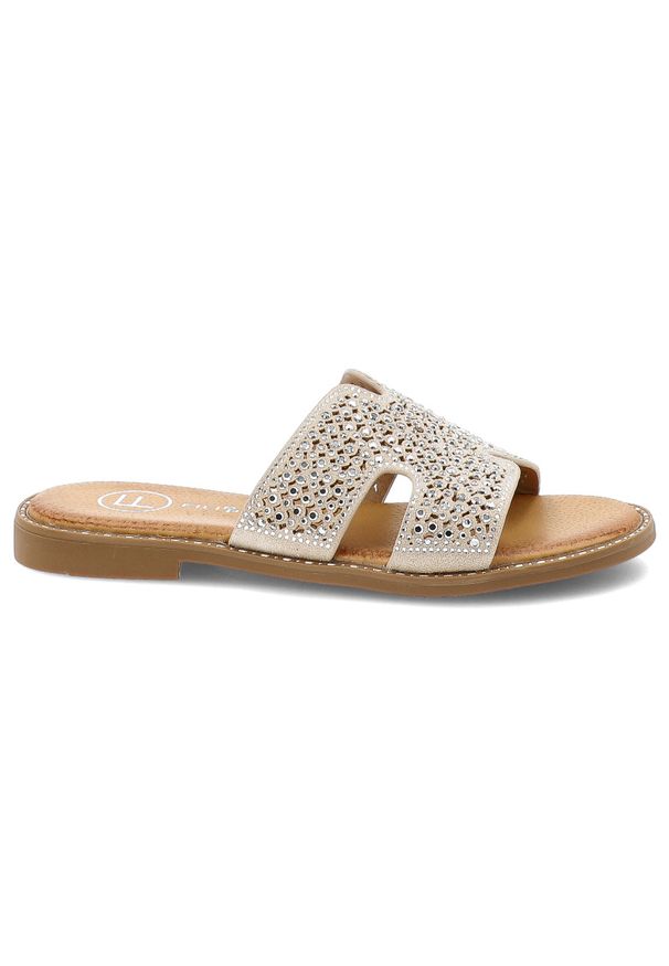 Klapki damskie Filippo, na płaskim obcasie materiałowe bogato zdobione, beżowe, DK6973-25-BE. Okazja: na co dzień. Kolor: beżowy. Materiał: materiał. Wzór: aplikacja. Sezon: lato. Obcas: na obcasie. Styl: wakacyjny, glamour, casual, elegancki. Wysokość obcasa: niski