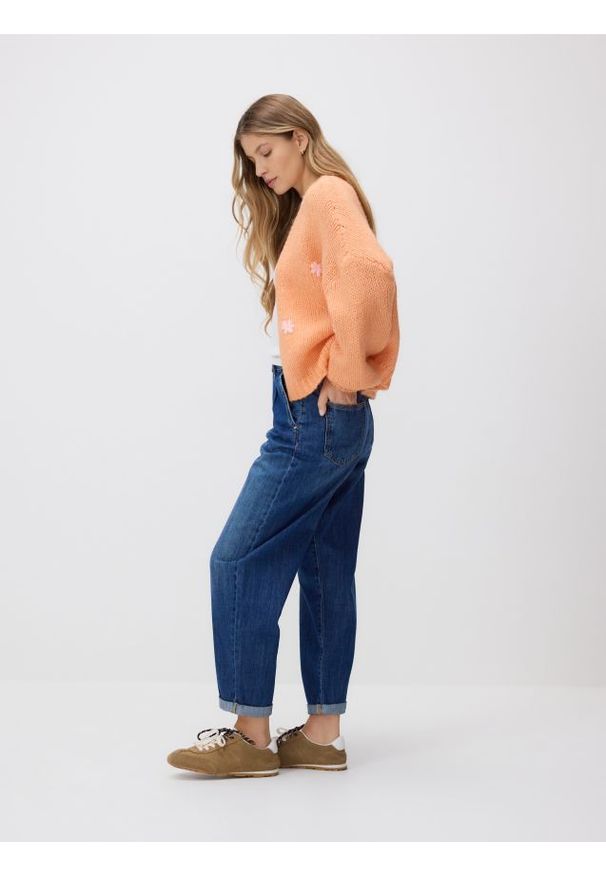 Reserved - Kardigan z haftem - pomarańczowy. Kolor: pomarańczowy. Materiał: dzianina, wełna. Wzór: haft