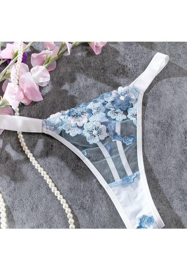 Intica - Komplet bielizny z koronką i haftem kwiatowym Candelas. Kolor: niebieski. Materiał: koronka. Wzór: haft, kwiaty, koronka