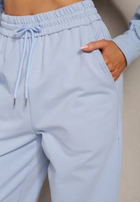 Renee - Jasnoniebieskie Szerokie Spodnie Dresowe z Elastycznej Bawełny Niarti. Kolor: niebieski. Materiał: bawełna, dresówka