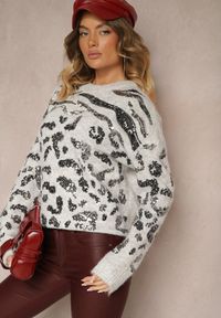 Renee - Szary Sweter z Wełną Ozdobiony Cekinowym Wzorem w Panterkę Issanoria. Okazja: na co dzień. Kolor: szary. Materiał: wełna. Długość rękawa: długi rękaw. Długość: długie. Wzór: motyw zwierzęcy, aplikacja. Styl: klasyczny, casual, elegancki #3