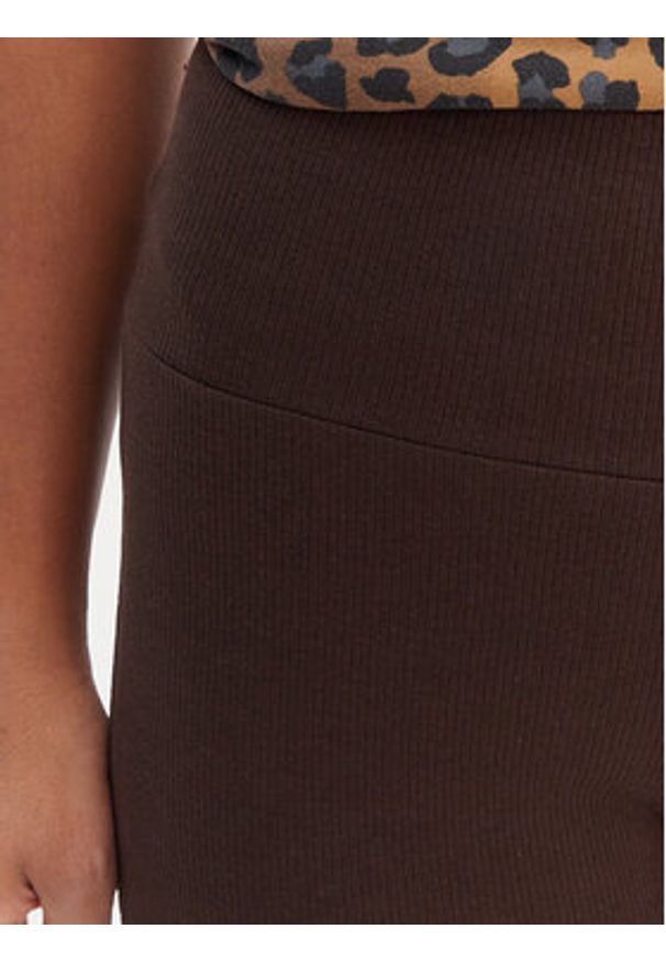 Adidas - adidas Legginsy Essentials KD3849 Brązowy Flared Leg. Kolor: brązowy. Materiał: wiskoza, bawełna