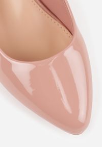 Renee - Różowe Czółenka Ironice. Wysokość cholewki: przed kostkę. Kolor: różowy. Materiał: lakier. Szerokość cholewki: normalna. Obcas: na obcasie. Styl: elegancki, klasyczny. Wysokość obcasa: niski #7