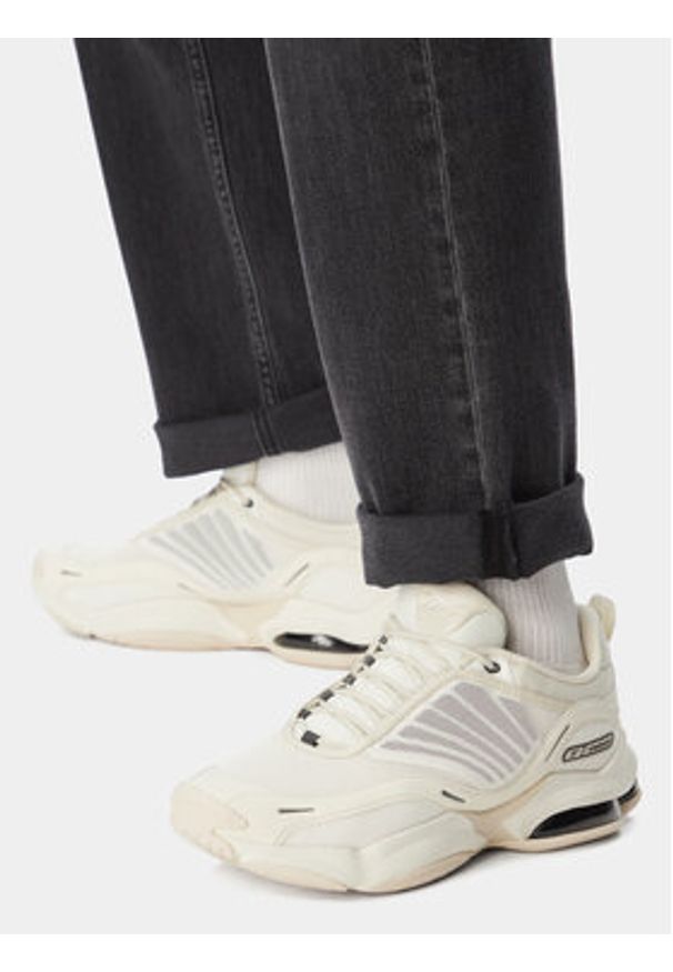 Reebok Sneakersy SS-DMX SERIES 3000 100261714 Kremowy. Kolor: kremowy. Materiał: materiał