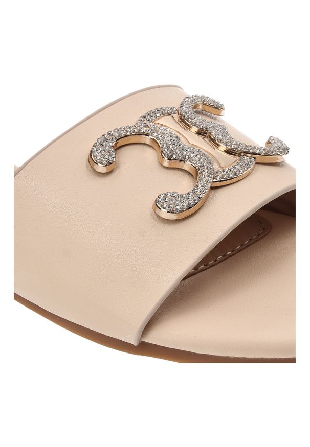 Beżowe Klapki Givana Eleganckie Buty Damskie. Kolor: beżowy. Materiał: materiał. Sezon: lato. Styl: elegancki