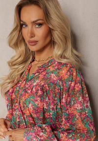 Renee - Różowo-Zielona Koszula w Kwiatowy Wzór z Prześwitującej Tkaniny Omertala. Kolor: różowy. Materiał: tkanina. Wzór: kwiaty. Styl: elegancki