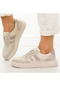 Beżowe skórzane półbuty damskie Cambell 40343. Okazja: na co dzień. Nosek buta: okrągły. Zapięcie: sznurówki. Kolor: beżowy. Materiał: skóra. Sezon: wiosna, lato, jesień. Styl: casual, klasyczny, sportowy #1