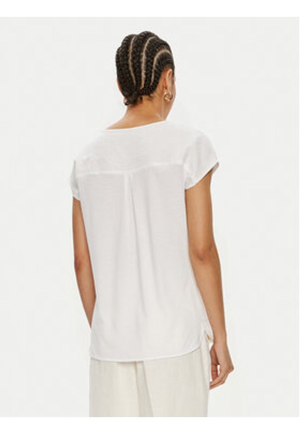 Olsen T-Shirt 11104870 Biały Regular Fit. Kolor: biały. Materiał: bawełna, len