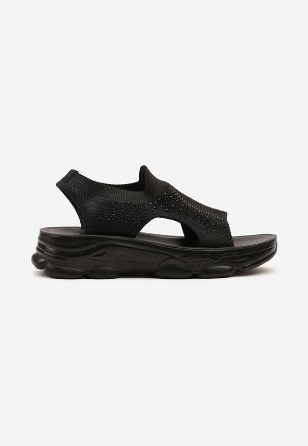Born2be - Czarne Sandały Sportowe z Elastyczną Cholewką na Grubej Podeszwie Lirasette. Okazja: na co dzień, na spacer. Kolor: czarny. Materiał: jeans. Sezon: lato. Styl: sportowy