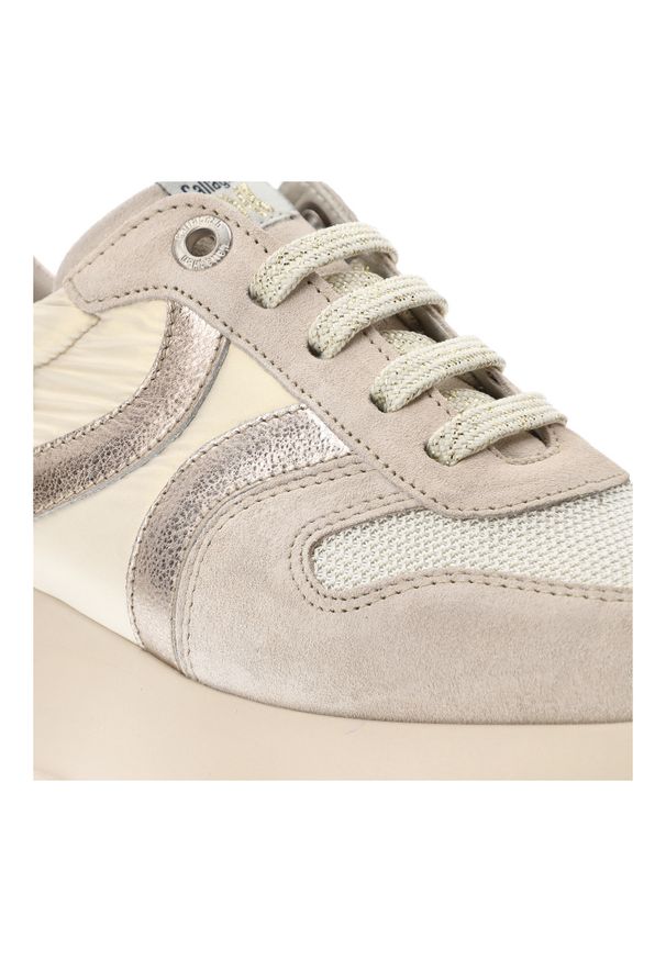 Beżowe Sneakersy Callaghan Modne Obuwie Damskie Na Koturnie. Okazja: na co dzień, na spacer. Kolor: beżowy. Materiał: materiał. Sezon: wiosna, lato. Obcas: na koturnie. Styl: elegancki, casual