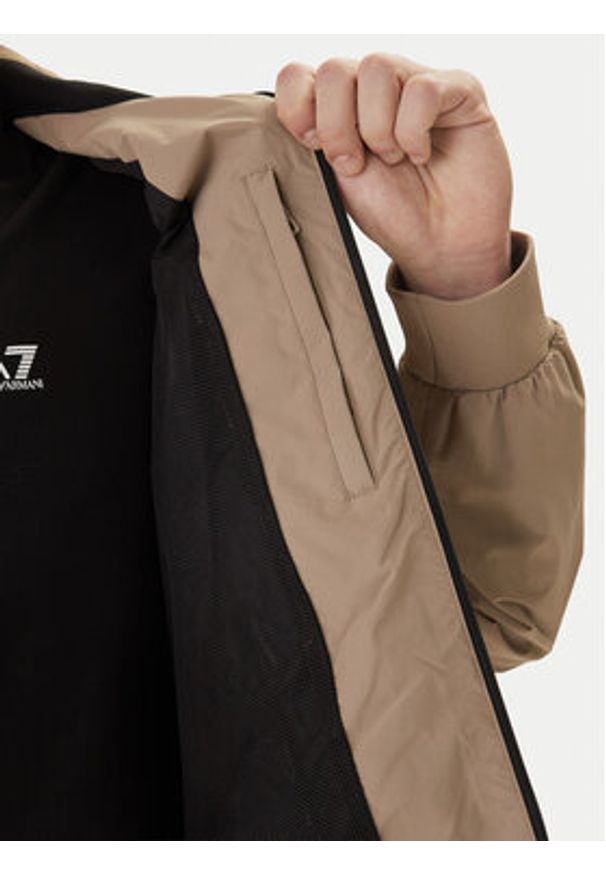 EA7 Emporio Armani Kurtka przejściowa 7M000424 AF13569 U6167 Beżowy Regular Fit. Kolor: beżowy. Materiał: syntetyk
