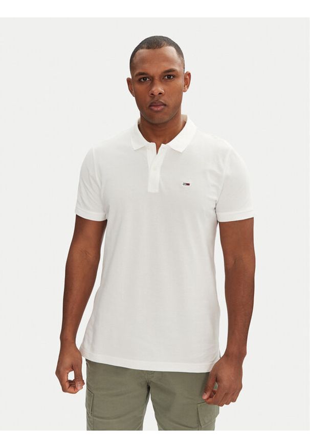 Tommy Jeans Polo DM0DM20676 Biały Slim Fit. Typ kołnierza: polo. Kolor: biały. Materiał: bawełna