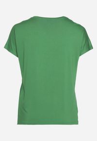 Born2be - Zielony Klasyczny Bawełniany T-shirt z Nadrukiem Wiloa. Kolor: zielony. Materiał: bawełna. Wzór: nadruk. Styl: klasyczny #2