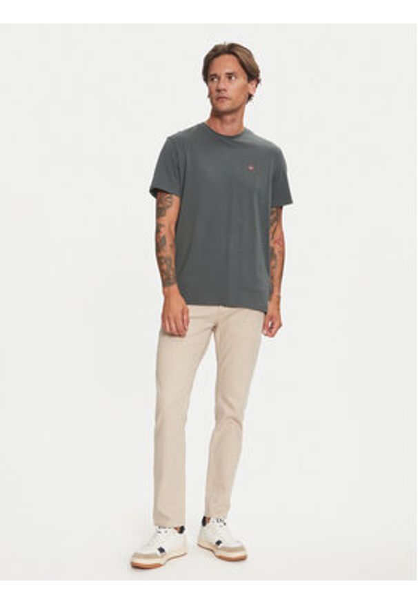 Napapijri T-Shirt Salis NP0A4H8D Zielony Regular Fit. Kolor: zielony. Materiał: bawełna