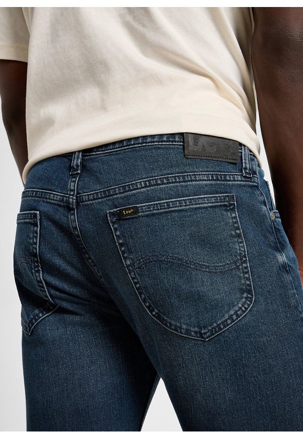 Lee - LEE RIDER MĘSKIE SPODNIE JEANSOWE JEANSY DŻISNY HOLLAND BLUE 112355795 L701008586