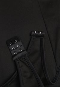 Born2be - Czarne Body z Usztywnionymi Miseczkami i Łańcuszkiem z Cyrkonii Teredi. Kolor: czarny. Materiał: jeans #4