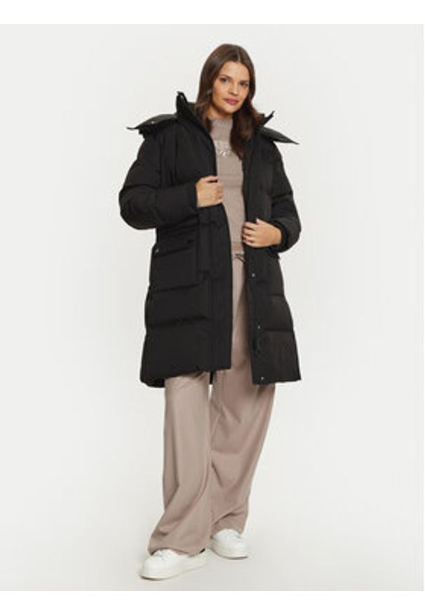 Guess Kurtka puchowa Belkisa W4BL0B WGJR2 Czarny Regular Fit. Kolor: czarny. Materiał: syntetyk