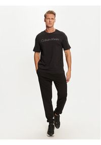 Calvin Klein Performance T-Shirt 00GMF4K142 Czarny Regular Fit. Kolor: czarny. Materiał: bawełna