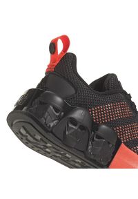 Adidas - Buty adidas Star Wars Runner Jr IE8043 czarne. Okazja: na co dzień. Zapięcie: sznurówki. Kolor: czarny. Materiał: materiał, syntetyk, guma. Szerokość cholewki: normalna. Wzór: motyw z bajki