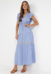 Born2be - Niebieska Sukienka Cileis. Typ kołnierza: kołnierz z falbankami. Kolor: niebieski. Materiał: koronka, wiskoza. Długość rękawa: krótki rękaw. Wzór: geometria. Długość: maxi #6