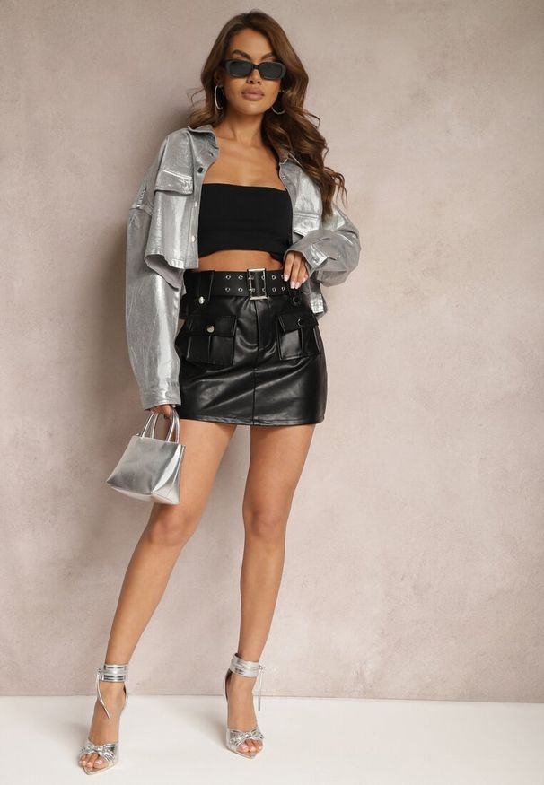 Renee - Czarna Mini Spódnica Trapezowa z Szerokim Paskiem i Kieszeniami Neiranda. Kolor: czarny. Materiał: materiał. Wzór: moro. Styl: militarny