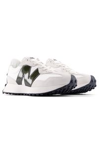 Buty damskie New Balance WS327JWA – białe. Okazja: na co dzień. Kolor: biały. Materiał: skóra, dresówka, materiał, syntetyk, guma. Szerokość cholewki: normalna. Sezon: wiosna. Obcas: na płaskiej podeszwie #4