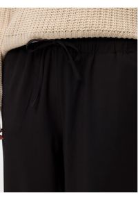 Vero Moda Spodnie materiałowe Milly 10331924 Czarny Wide Leg. Kolor: czarny. Materiał: syntetyk