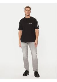 Armani Exchange T-Shirt 8NZTSG ZJ9AZ 1200 Czarny Regular Fit. Kolor: czarny. Materiał: bawełna