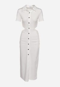 Born2be - Biała Sukienka Koszulowa z Wycięciami w Talii i i Marszczeniami Zapinana na Guziki Quvlea. Okazja: na co dzień. Kolor: biały. Materiał: jeans, wiskoza. Typ sukienki: koszulowe. Styl: casual #7