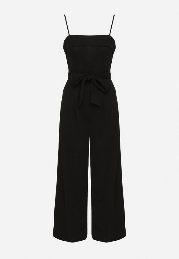 Born2be - Czarny Kombinezon Ozdobiony Paskiem z Szerokimi Nogawkami Deolise. Kolor: czarny. Długość rękawa: na ramiączkach. Wzór: aplikacja. Styl: elegancki