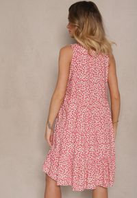 Renee - Różowa Sukienka z Bawełnianej Tkaniny w Nakrapiany Wzór Bez Rękawów Nativoria. Okazja: na co dzień, na imprezę, na spacer. Kolor: różowy. Materiał: bawełna, tkanina. Długość rękawa: bez rękawów. Sezon: lato. Styl: casual, elegancki #2