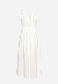 Born2be - Biała Sukienka na Cienkich Regulowanych Ramiączkach Zapinana na Guziki Palfea. Kolor: biały. Długość rękawa: na ramiączkach. Wzór: aplikacja. Styl: elegancki #3