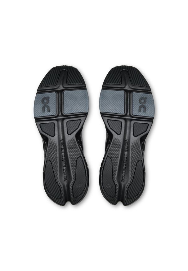 On - ON Cloudpulse Next Sneakersy damskie. Kolor: czarny. Materiał: materiał. Szerokość cholewki: normalna. Sport: fitness