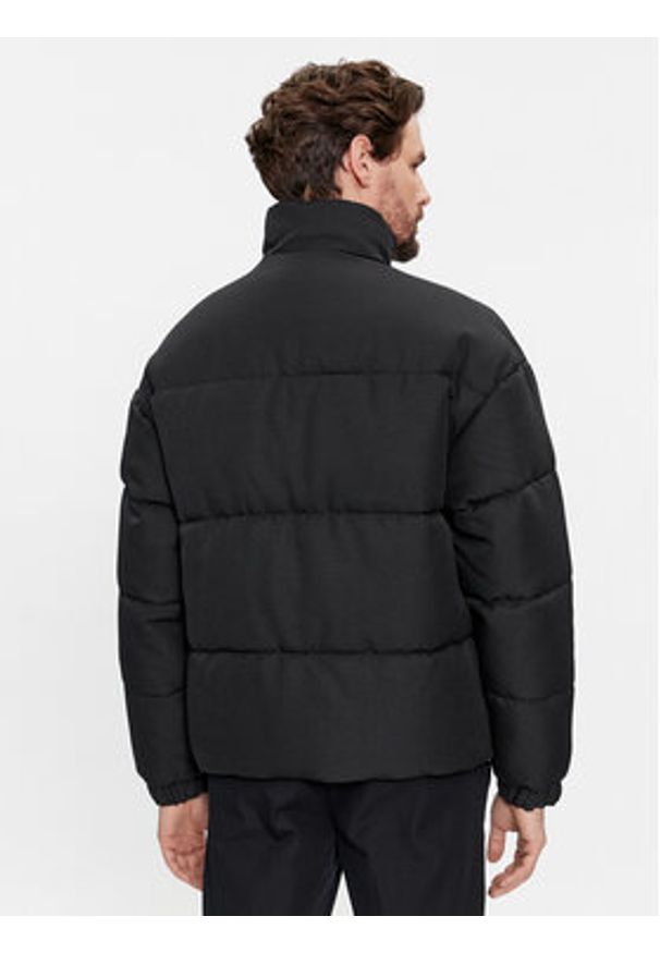 Jack & Jones - Jack&Jones Kurtka zimowa 12236056 Czarny Regular Fit. Kolor: czarny. Materiał: syntetyk. Sezon: zima