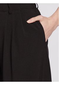 Moss Copenhagen Spodnie materiałowe Genetta 17112 Czarny Regular Fit. Kolor: czarny. Materiał: wiskoza #5