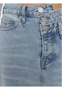 Tommy Jeans Spódnica jeansowa Mom Cut Out Wb Uh Skirt Ah7011 DW0DW17217 Niebieski Slim Fit. Kolor: niebieski. Materiał: bawełna #5