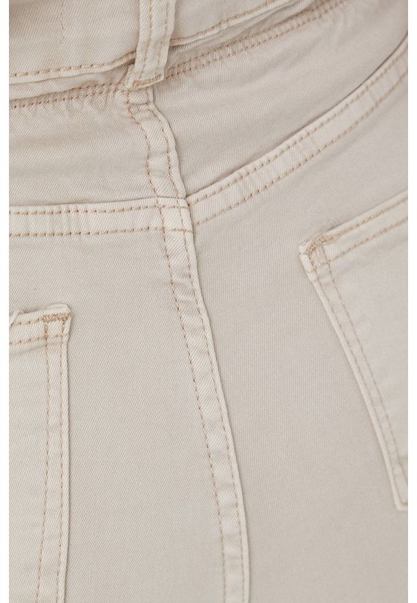 Answear Lab jeansy damskie kolor beżowy high waist. Stan: podwyższony. Kolor: beżowy. Styl: wakacyjny