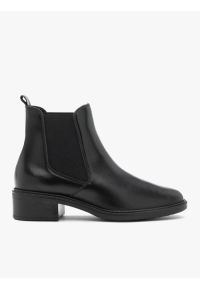 Ryłko - Czarne sztyblety na niskim obcasie. Nosek buta: okrągły. Kolor: czarny. Materiał: skóra. Szerokość cholewki: normalna. Obcas: na obcasie. Styl: street. Wysokość obcasa: niski #1