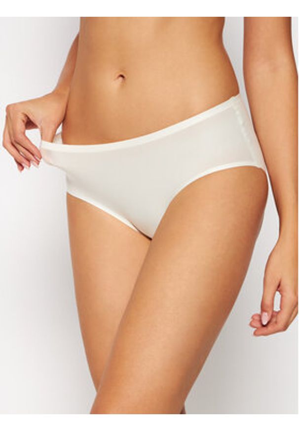 Chantelle Figi klasyczne Soft Stretch C26440 Écru. Materiał: syntetyk