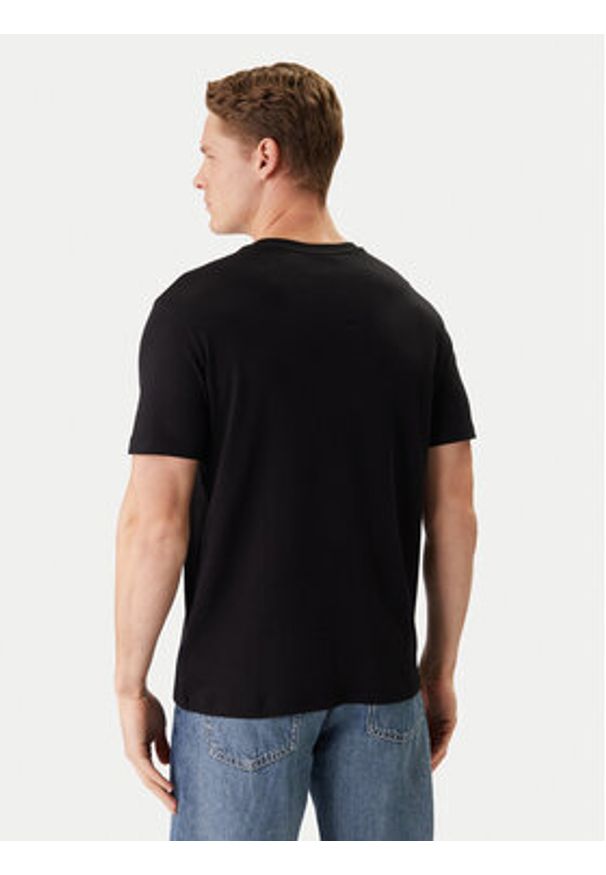 Calvin Klein T-Shirt LV04LB275G Czarny Regular Fit. Kolor: czarny. Materiał: bawełna