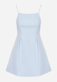 Born2be - Niebieska Sukienka Vices o Rozkloszowanym Kroju na Ramiączkach Zdobiona Zakładkami Sarileve. Okazja: na co dzień. Typ kołnierza: dekolt kwadratowy. Kolor: niebieski. Materiał: jeans. Długość rękawa: na ramiączkach. Wzór: aplikacja. Typ sukienki: rozkloszowane, proste. Styl: klasyczny, casual #3