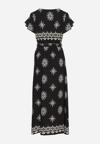 Born2be - Czarna Sukienka w Ornamentalny Wzór z Elastycznym Paskiem Tosvanna. Okazja: na co dzień. Kolor: czarny. Długość rękawa: krótki rękaw. Wzór: aplikacja. Typ sukienki: kopertowe, proste. Styl: klasyczny, casual, elegancki #5