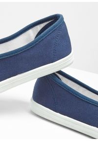 bonprix - Baleriny z ozdobnym sznurowaniem. Kolor: niebieski #3