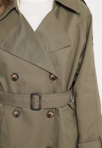 Born2be - Zielony Dwurzędowy Płaszcz Trencz o Oversizowym Kroju z Paskiem Inathara. Okazja: na spacer, na co dzień, do pracy. Kolor: zielony. Materiał: jeans. Wzór: aplikacja. Styl: casual, klasyczny #5