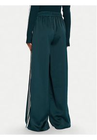 Adidas - adidas Bluza adicolor 3-Stripes JY2599 Zielony Slim Fit. Kolor: zielony. Materiał: wiskoza